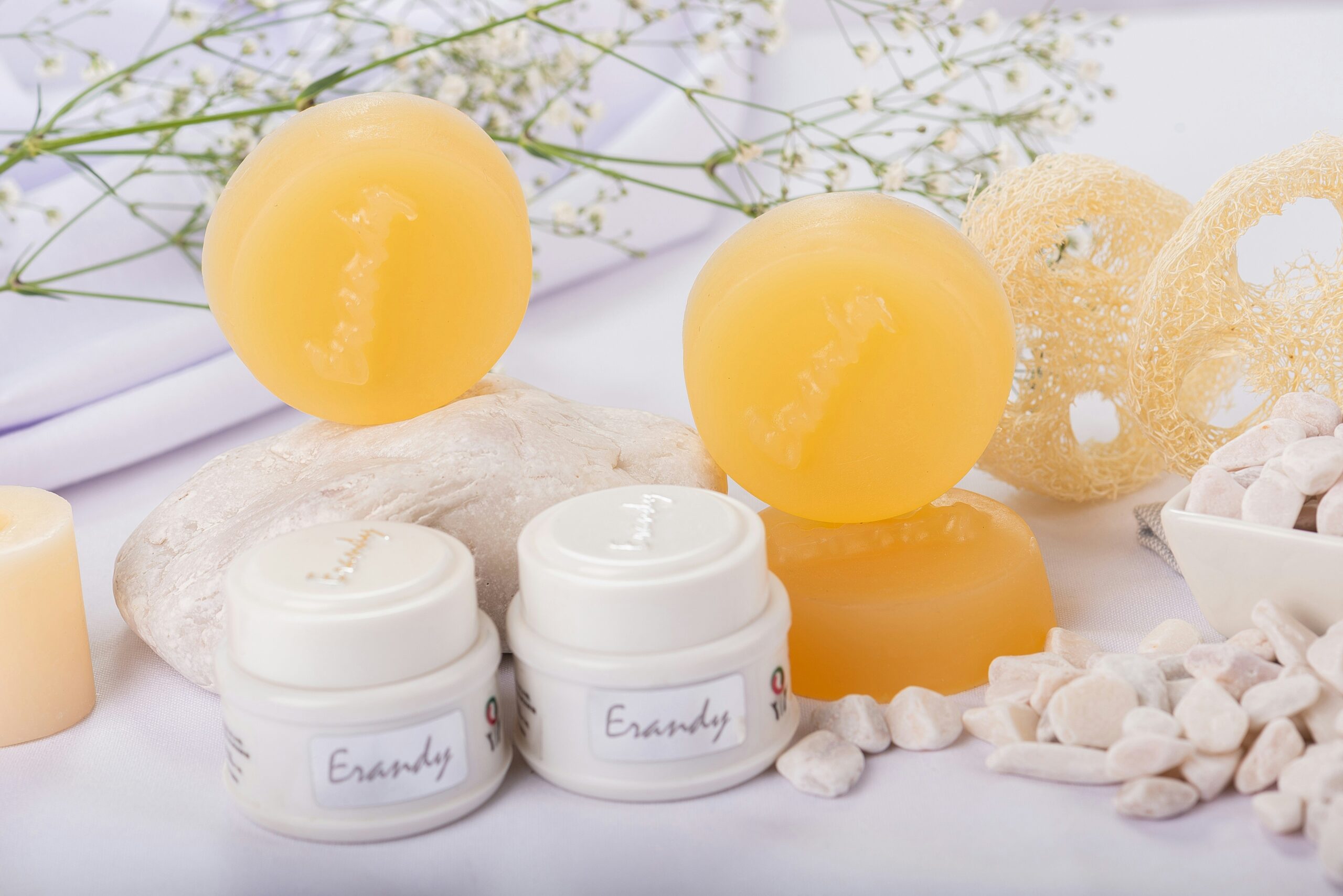 Why Botanical Skincare Ingredients Are Your Skin's New BFF (And How to Choose the Right Ones)