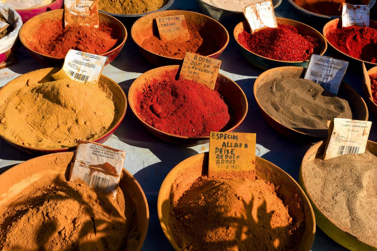 Infographic showing stats on greenwashing and beauty waste